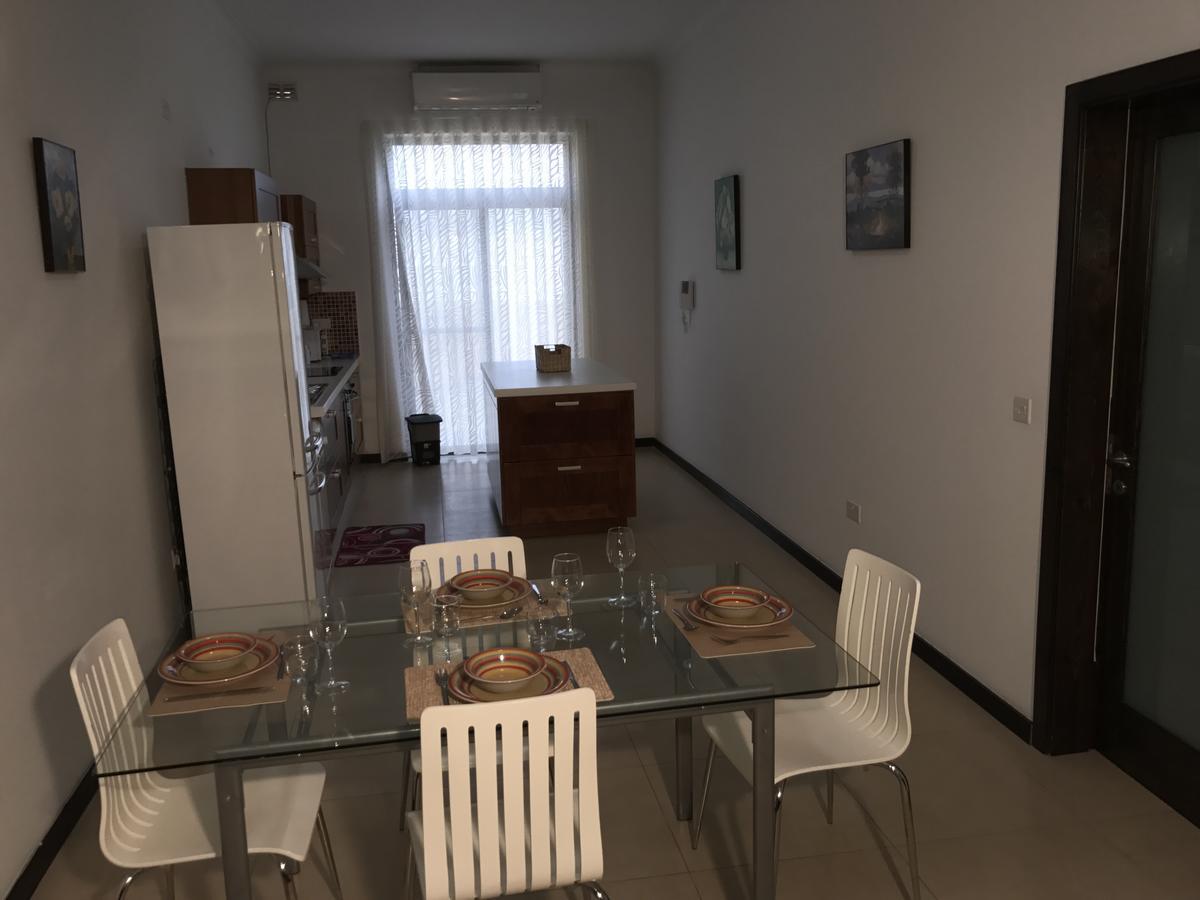 Medmalta Apartment Daniel Court Gzira Luaran gambar