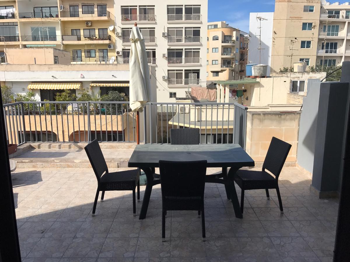 Medmalta Apartment Daniel Court Gzira Luaran gambar